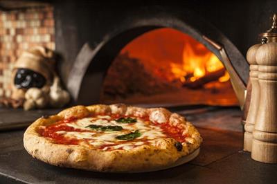 PIZZAIOLO NAPOLETANO