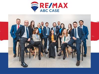 CERCASI COLLABORATORI/CONSULENTI IMMOBILIARI