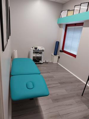 Onicotecnica per affitto cabina, zona Marnate