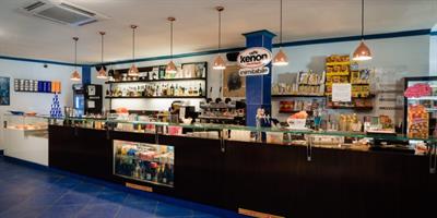 Barman, barista/macchinista e bar