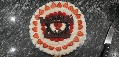 Eseguo torte classiche farcite chantilly