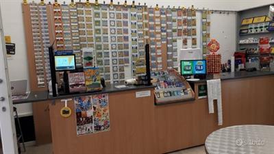 Cedesi /Gestione attivitanegozio di drink &snack